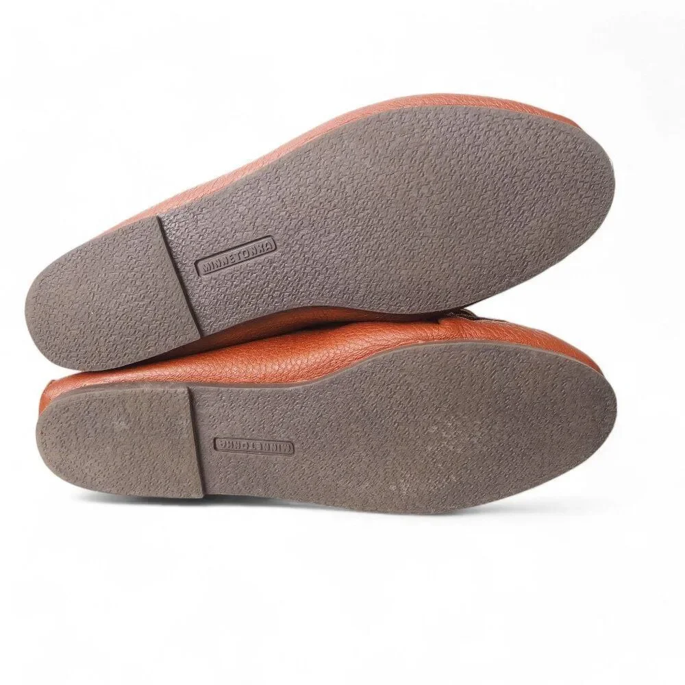 Minnetonka Deerskin Kilty Moc Toe Slip-on Loafers Carmel Brown 232116 Women's 10